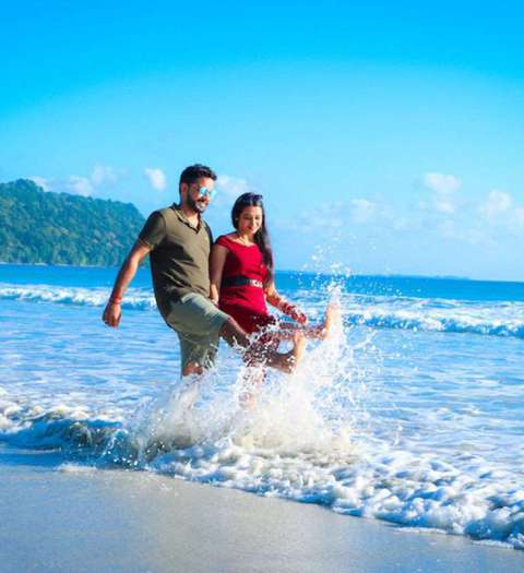 Couple Tour